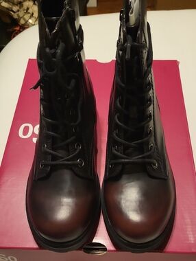 SO Women's Lace-Up Boots in Dark Brown and Black